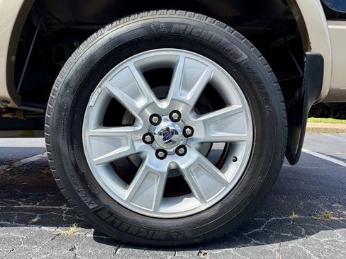 Used 2013 Ford F150 Lariat w/ Luxury Equipment Group AWD/4WD image 36
