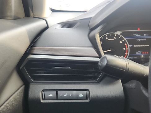 Used 2024 Nissan Altima 2.5 SV image 18