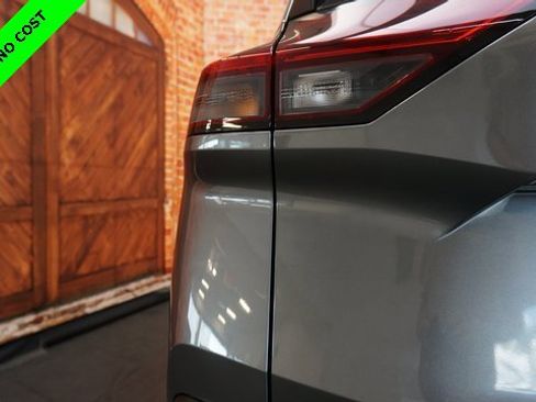 Certified 2022 Nissan Rogue S image 75