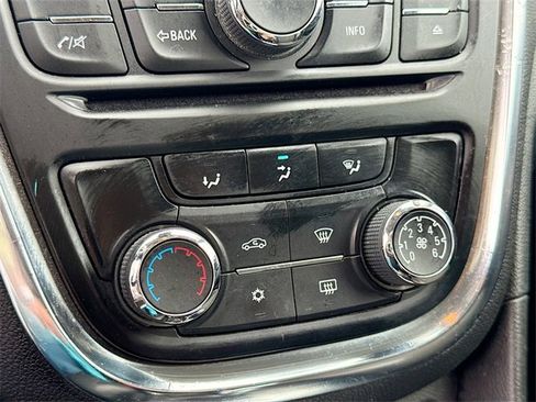Used 2014 Buick Encore FWD image 17