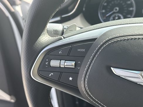 Used 2025 Genesis GV70 3.5T Sport w/ Sport Advanced Package image 19