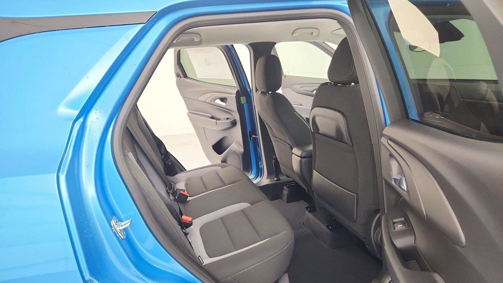 Used 2025 Chevrolet TrailBlazer LT FWD image 28