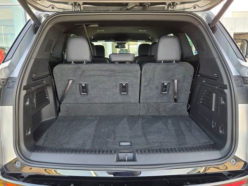 Used 2025 Buick Enclave Sport Touring image 33