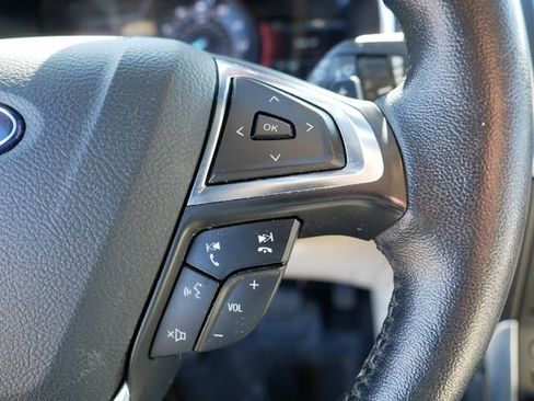 Used 2019 Ford Edge Titanium w/ Cold Weather Package image 27