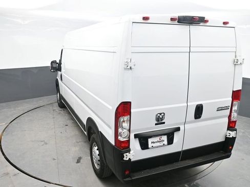 Used 2024 RAM ProMaster 2500 w/ Convenience Group FWD image 26