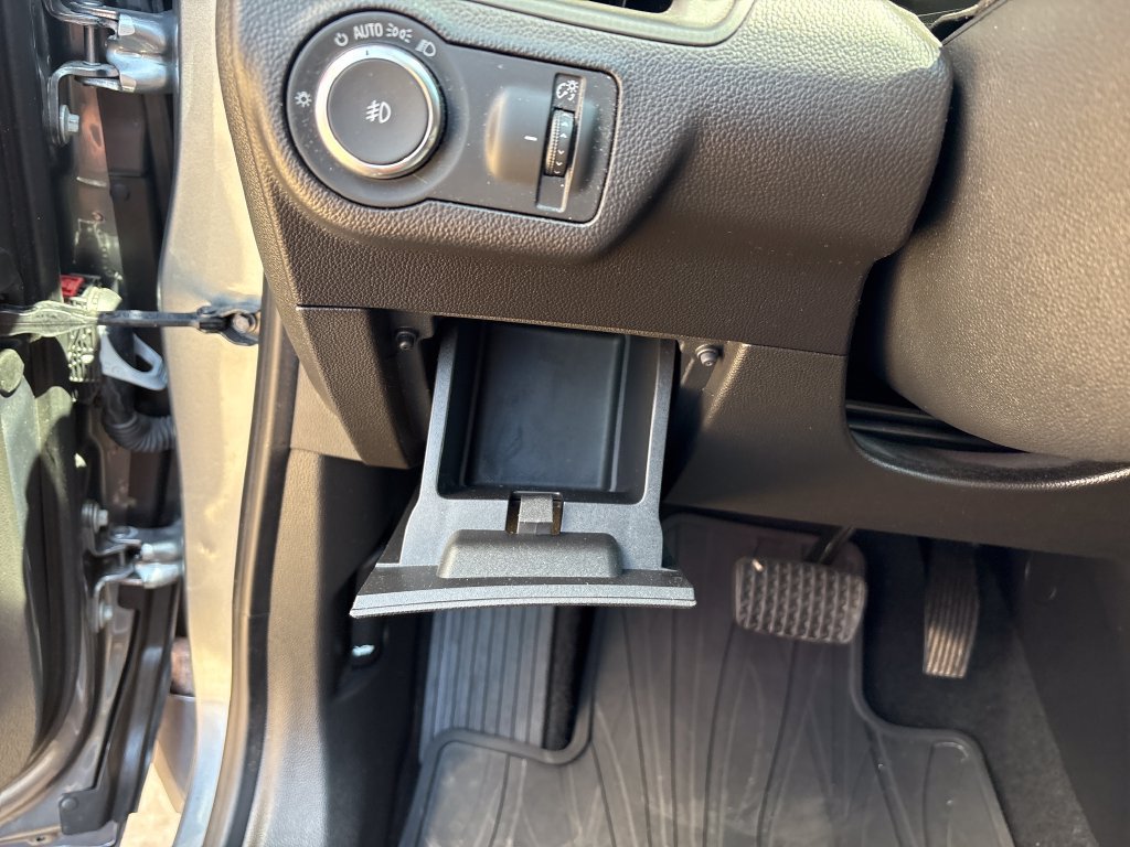 Used 2020 Buick Envision Preferred AWD/4WD image 31