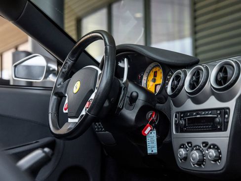 Used 2006 Ferrari F430 Spider RWD image 49