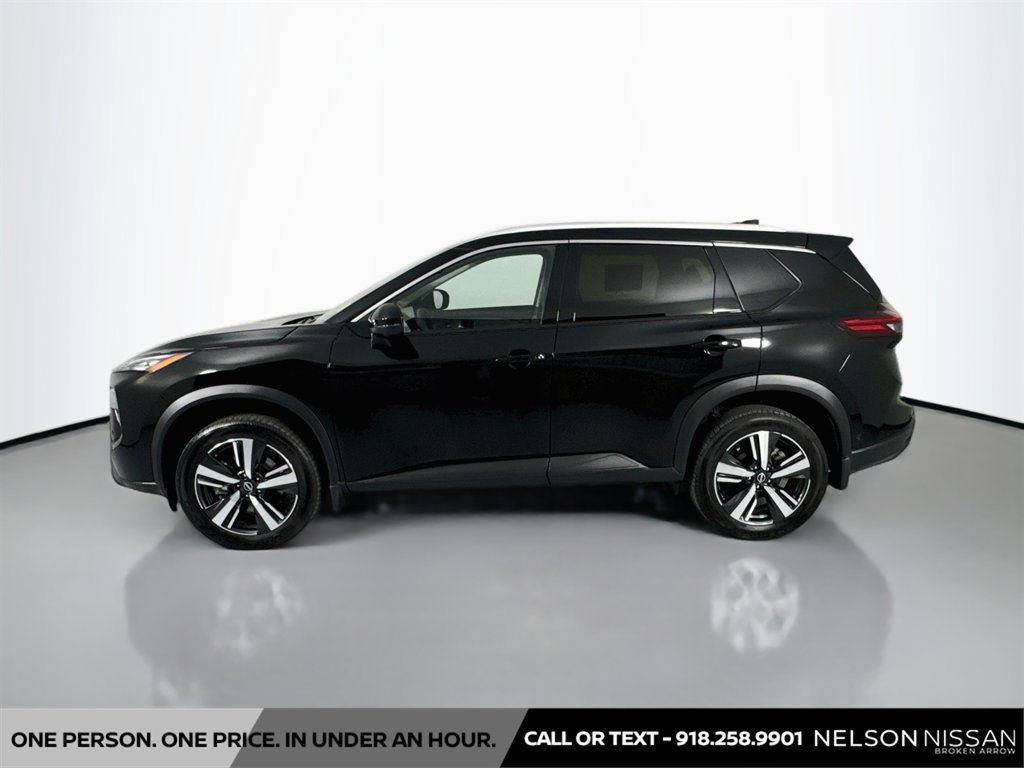 Certified 2025 Nissan Rogue SL w/ Tech Package AWD/4WD image 8