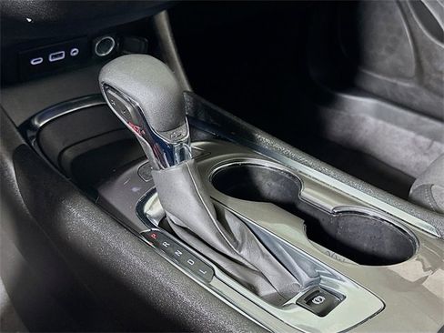 Used 2024 Chevrolet Malibu LT image 14