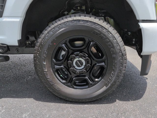 New 2026 Ford F350 XL w/ STX Appearance Package AWD/4WD image 11