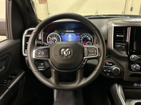 New 2026 RAM 1500 Express AWD/4WD image 17