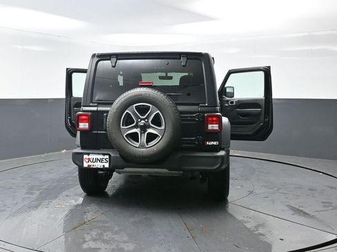 Used 2023 Jeep Wrangler Sport S image 58