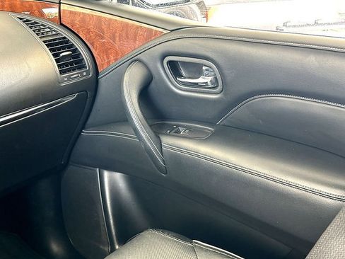 Used 2019 INFINITI QX80 Luxe w/ Proassist Package RWD image 30