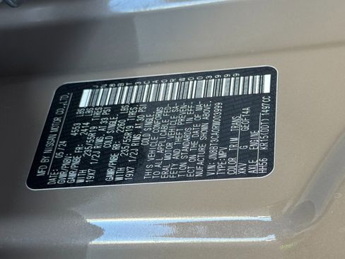 Used 2024 Nissan Rogue SL FWD image 42