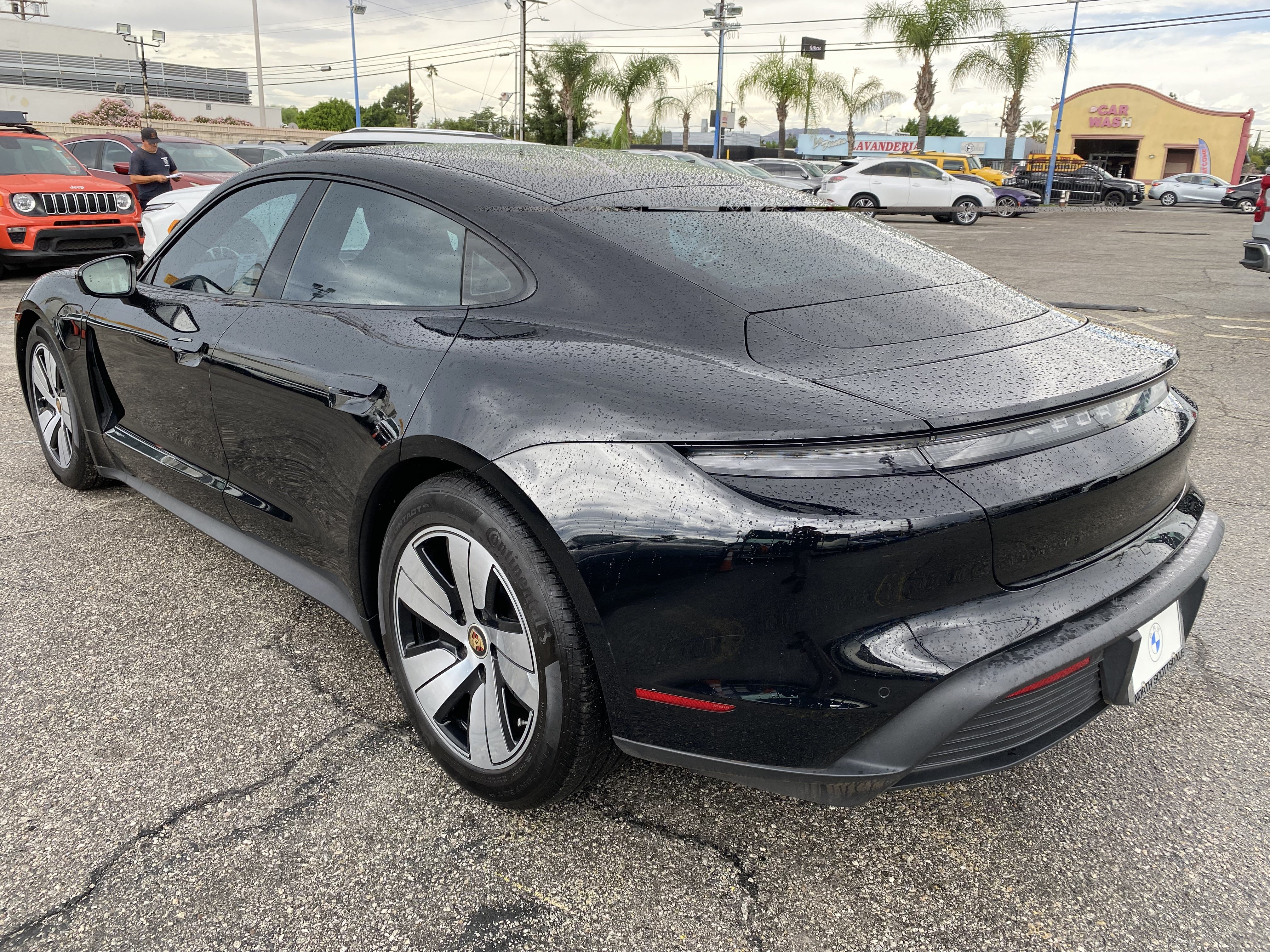 Used 2022 Porsche Taycan RWD image 13