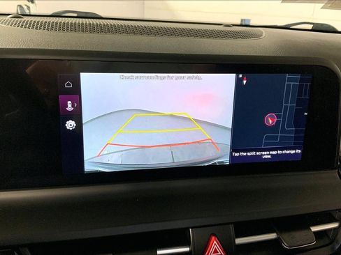 Used 2025 Kia Seltos S image 21