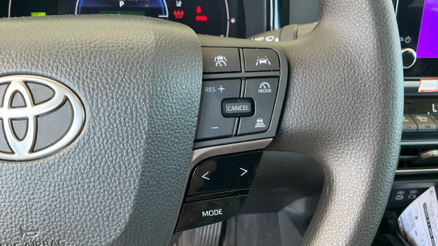 Used 2026 Toyota Camry LE FWD image 12