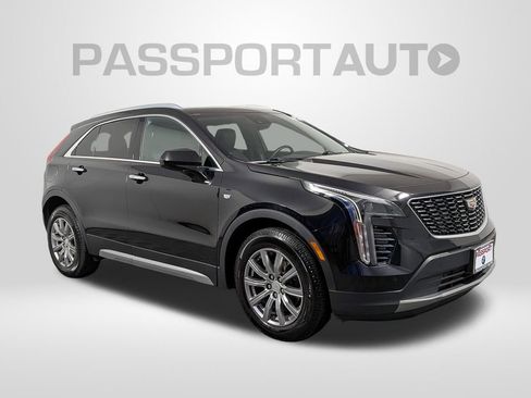 Used 2019 Cadillac XT4 Premium Luxury w/ Cold Weather Package image 9