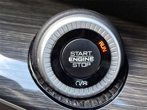 Used 2022 Jeep Wagoneer Series III w/ Premium Group I image 26