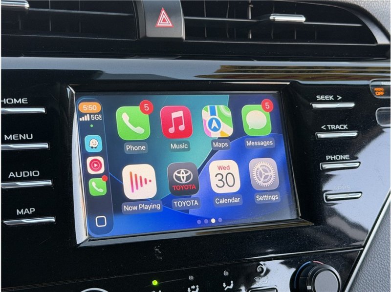 Used 2019 Toyota Camry LE FWD image 45