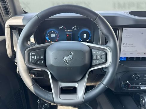 Used 2025 Ford Bronco Big Bend AWD/4WD image 12