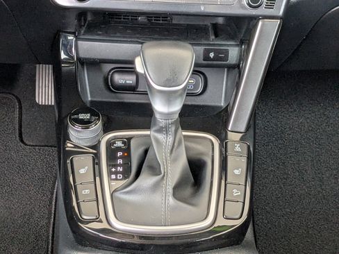 Used 2024 Kia Seltos EX image 16