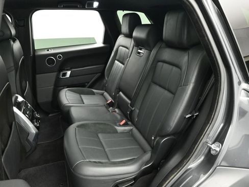 Used 2020 Land Rover Range Rover Sport HST image 16