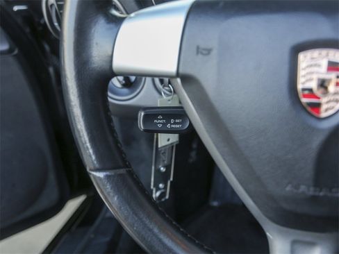 Used 2006 Porsche 911 Carrera image 20