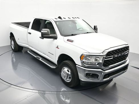 Used 2024 RAM 3500 Big Horn image 31