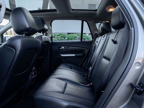 Used 2013 Ford Edge SEL FWD image 17