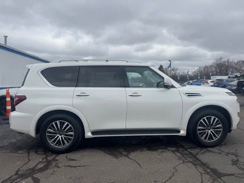 Used 2024 Nissan Armada SL w/ Cargo Package image 1