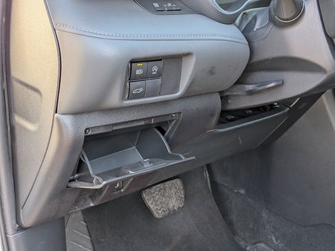 Certified 2023 Toyota Highlander LE image 15