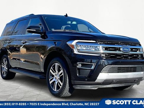 Used 2024 Ford Expedition Limited image 1