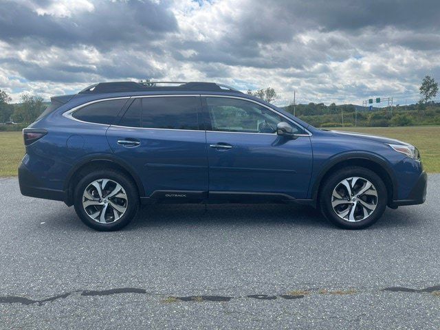 Used 2020 Subaru Outback Touring XT AWD/4WD image 5
