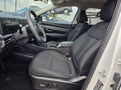 Used 2025 Hyundai Tucson SEL AWD/4WD image 24