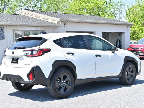 Used 2024 Subaru Crosstrek 2.0i AWD/4WD image 9