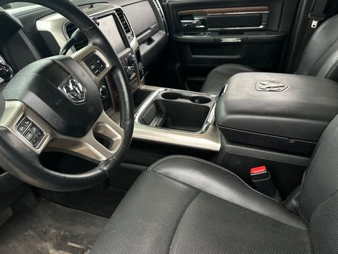 Used 2017 RAM 2500 Laramie image 12