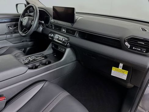 Used 2026 Honda Passport RTL image 32