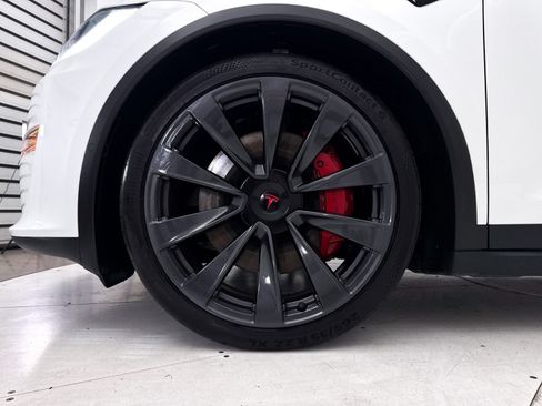 Used 2022 Tesla Model X Plaid AWD/4WD image 16