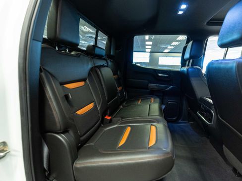 Used 2019 GMC Sierra 1500 AT4 w/ AT4 Premium Package AWD/4WD image 13