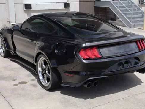 Used 2020 Ford Mustang GT Premium w/ GT Performance Package RWD image 4