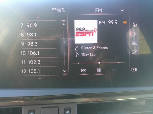 Used 2022 Lexus ES 300h w/ Premium Package image 24