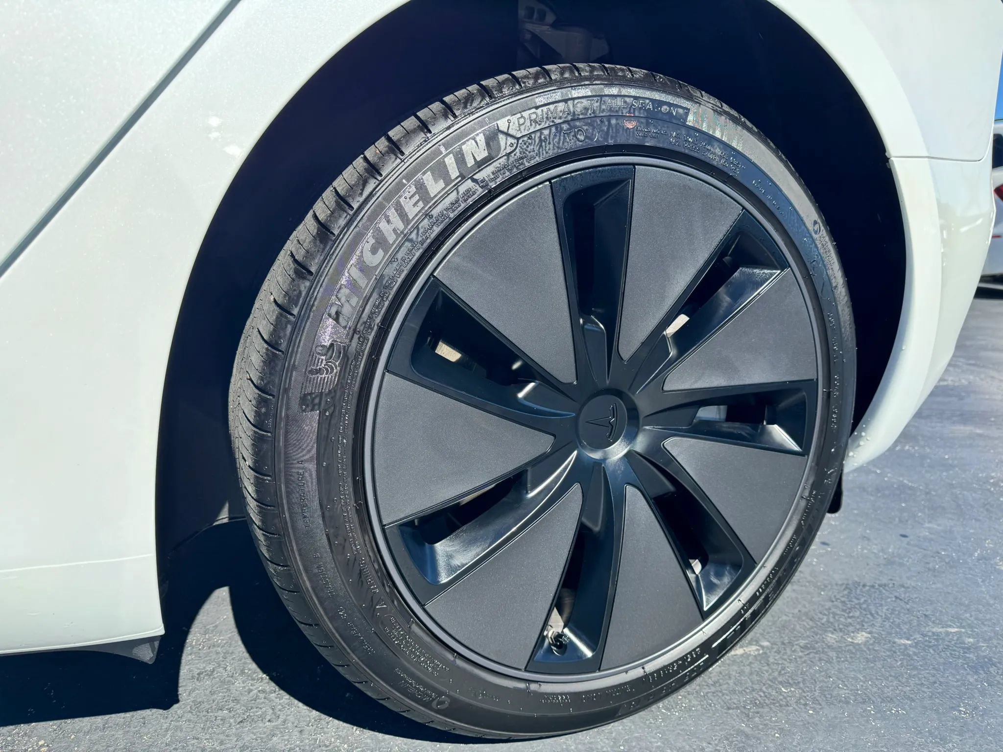 Used 2024 Tesla Model 3 Standard Range RWD image 44