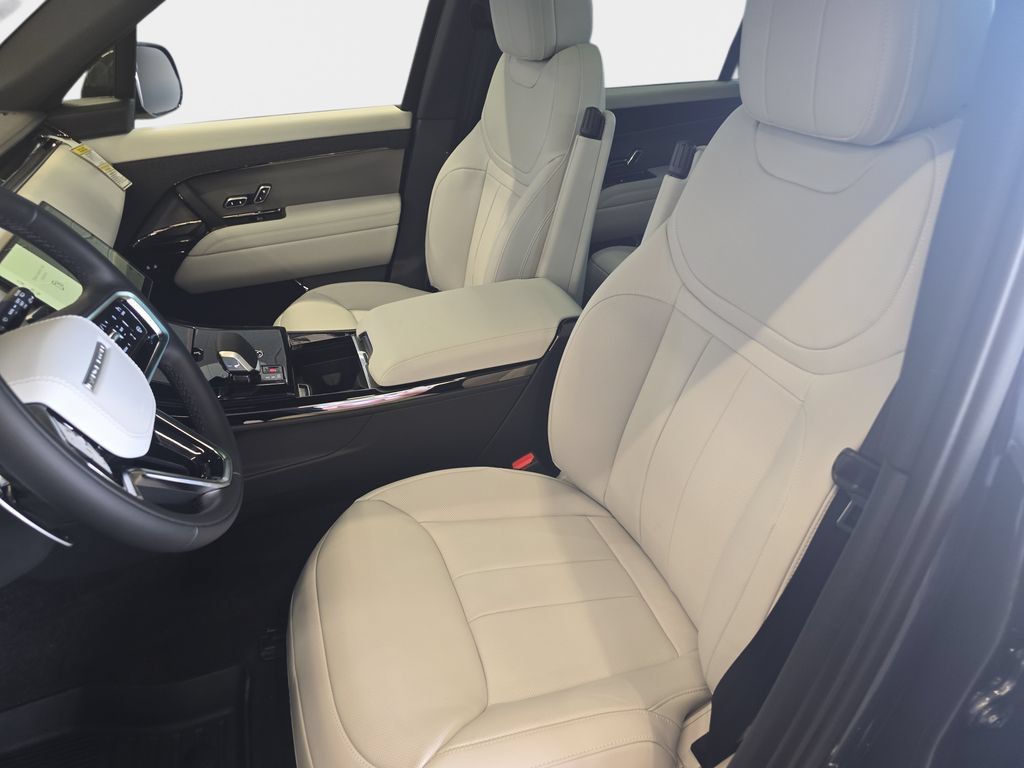 New 2026 Land Rover Range Rover Sport SE AWD/4WD image 12