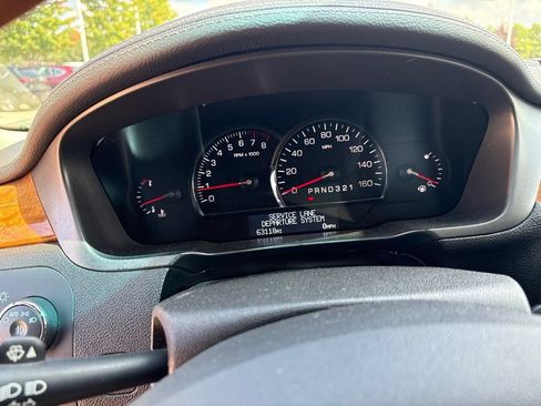 Used 2008 Cadillac DTS Performance w/ Platinum Edition FWD image 14
