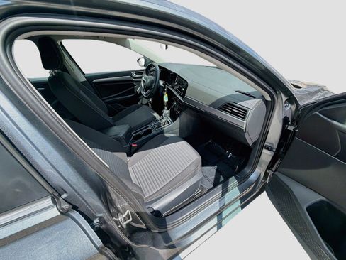 Certified 2024 Volkswagen Jetta S FWD image 30