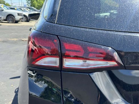 Used 2024 Chevrolet Equinox LT AWD/4WD image 10