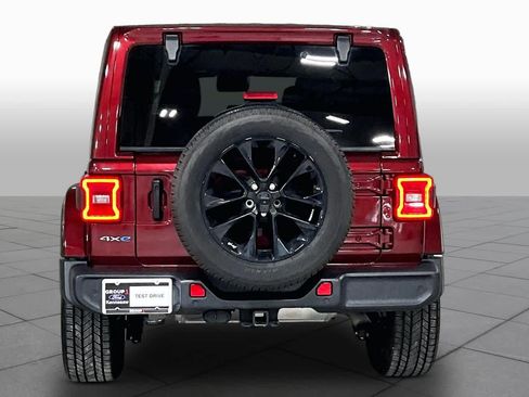 Used 2021 Jeep Wrangler Unlimited Sahara w/ Safety Group AWD/4WD image 5