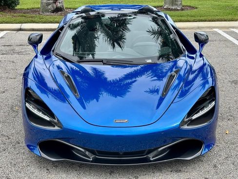 Used 2022 McLaren 720S Spider RWD image 3