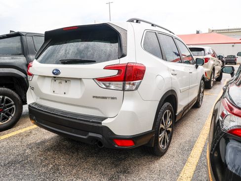 Used 2023 Subaru Forester Limited AWD/4WD image 7
